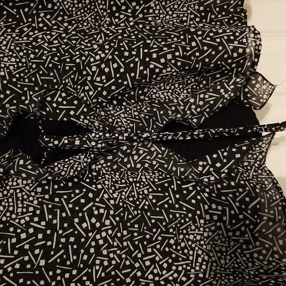 Laura Scott blouse size XL, black & off white print - Picture 5 of 8